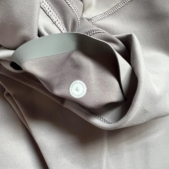 Lululemon In Movements 25” - Picture 5 of 5